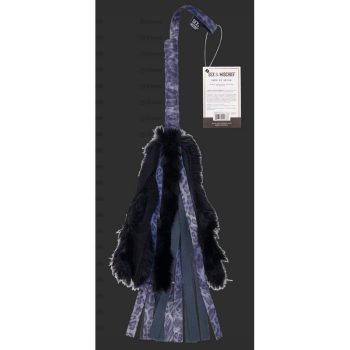 cougar faux fur flogger1