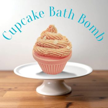 Cupcake bath bomb